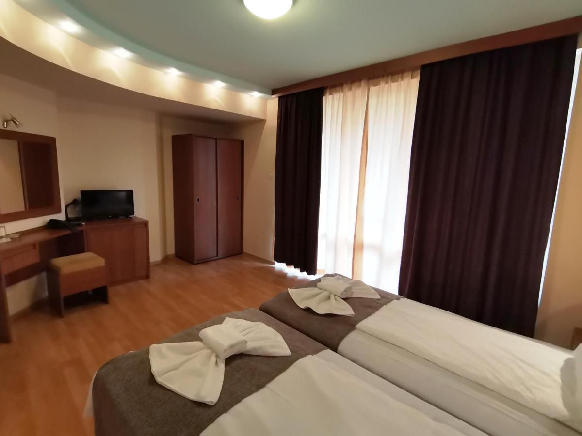 Paris Hotel Balchik Exterior photo